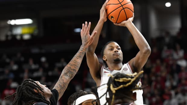 Razorbacks Tramon Mark puts up shot against South Carolina